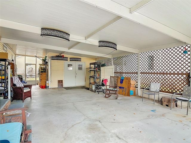 104 ADMIRAL LANE, Debary, FL 32713