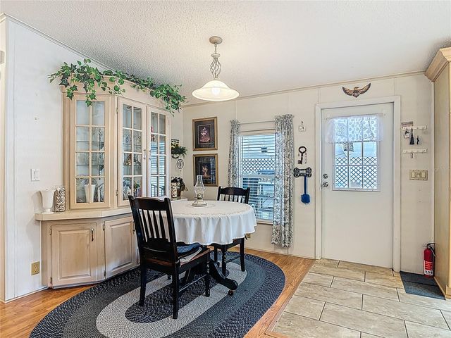 104 ADMIRAL LANE, Debary, FL 32713