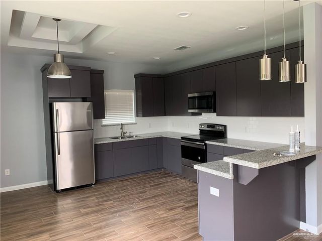 909 W Smith Drive, Pharr, TX 78577