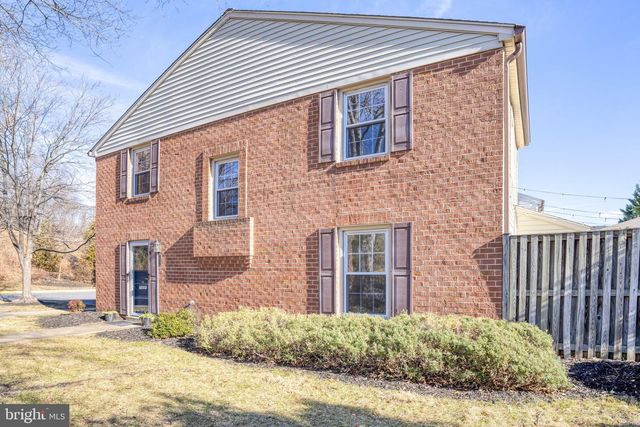 5625 INDEPENDENCE CIR, Alexandria, VA 22312