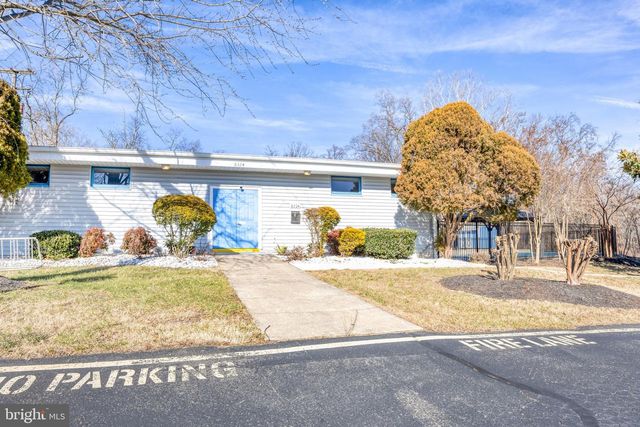 5625 INDEPENDENCE CIR, Alexandria, VA 22312