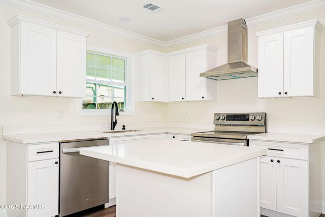 906 Priscilla Lane, Lafayette, LA 70501