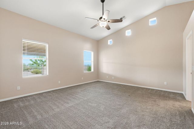 32324 N APACHE Avenue, San Tan Valley, AZ 85144