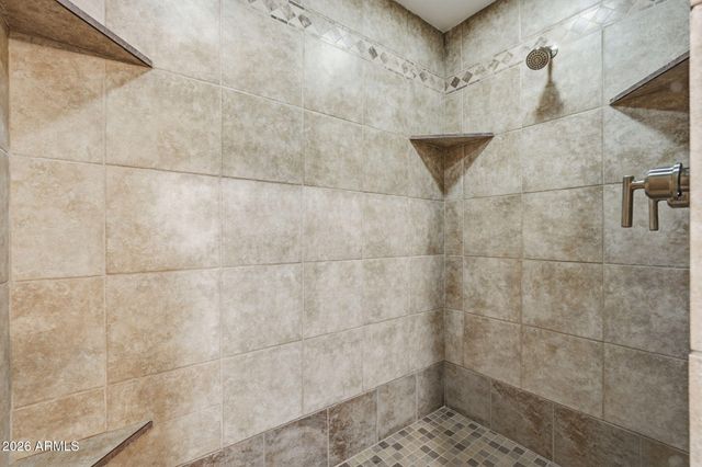 32324 N APACHE Avenue, San Tan Valley, AZ 85144