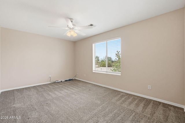 32324 N APACHE Avenue, San Tan Valley, AZ 85144