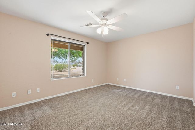32324 N APACHE Avenue, San Tan Valley, AZ 85144