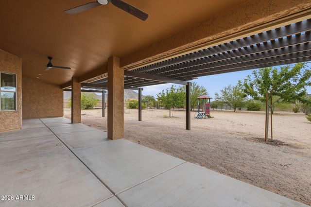32324 N APACHE Avenue, San Tan Valley, AZ 85144