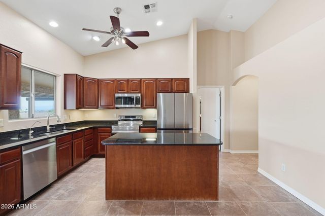 32324 N APACHE Avenue, San Tan Valley, AZ 85144