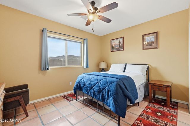 32324 N APACHE Avenue, San Tan Valley, AZ 85144