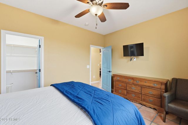 32324 N APACHE Avenue, San Tan Valley, AZ 85144
