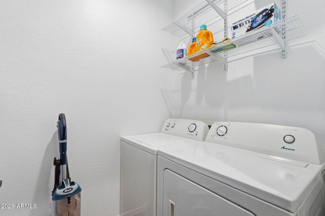 32324 N APACHE Avenue, San Tan Valley, AZ 85144