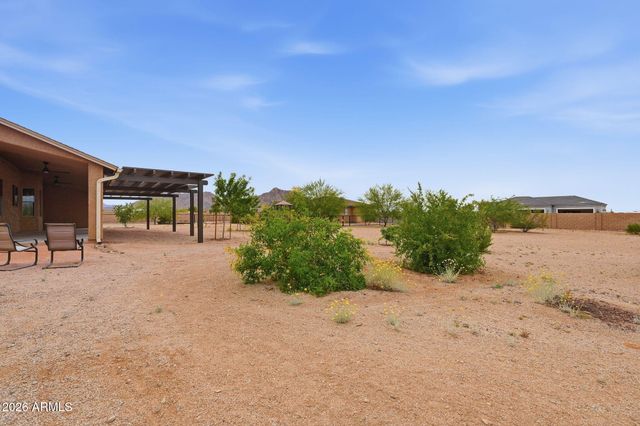32324 N APACHE Avenue, San Tan Valley, AZ 85144