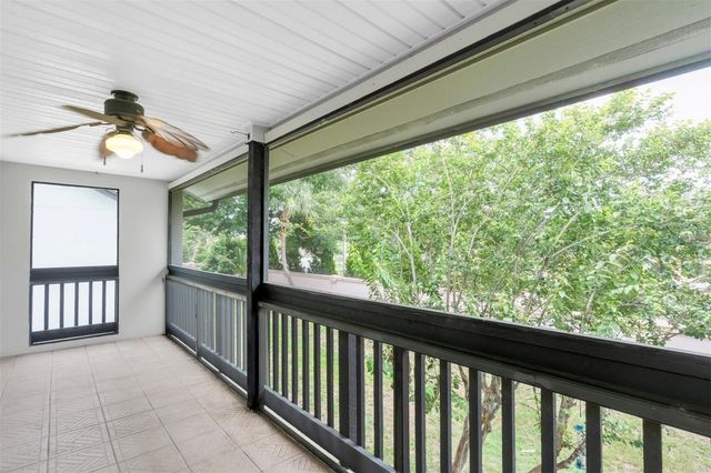 9809 LOMBARD COURT 109, Tampa, FL 33618
