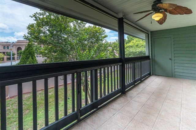 9809 LOMBARD COURT 109, Tampa, FL 33618