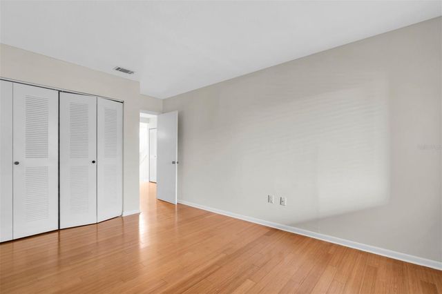 9809 LOMBARD COURT 109, Tampa, FL 33618
