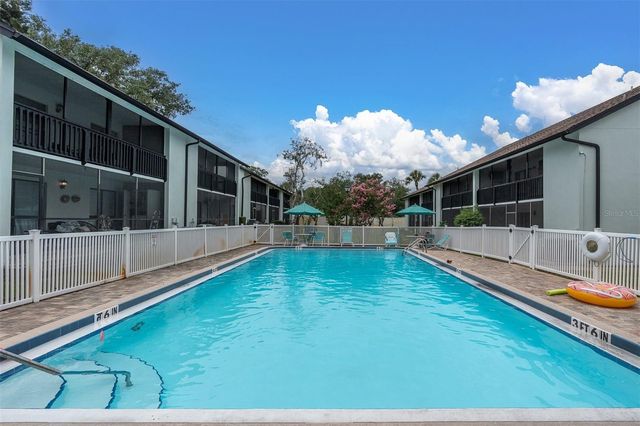 9809 LOMBARD COURT 109, Tampa, FL 33618