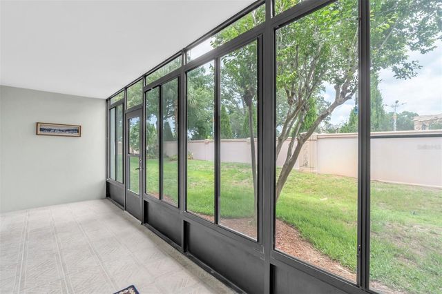 9809 LOMBARD COURT 109, Tampa, FL 33618