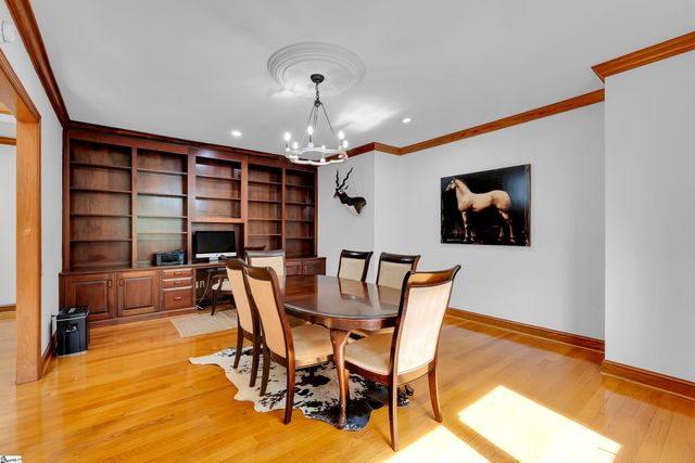 116 Sleepy Hollow Lane, Spartanburg, SC 29306