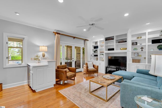 116 Sleepy Hollow Lane, Spartanburg, SC 29306