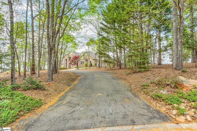 116 Sleepy Hollow Lane, Spartanburg, SC 29306