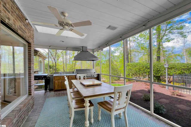 116 Sleepy Hollow Lane, Spartanburg, SC 29306
