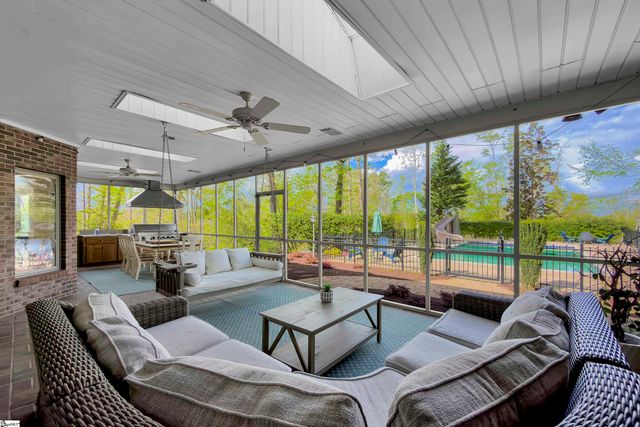 116 Sleepy Hollow Lane, Spartanburg, SC 29306