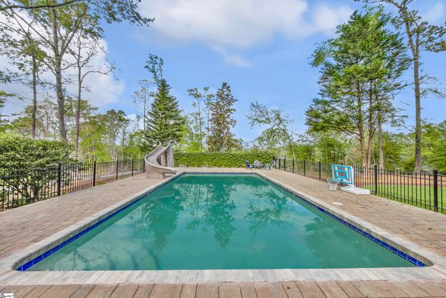 116 Sleepy Hollow Lane, Spartanburg, SC 29306
