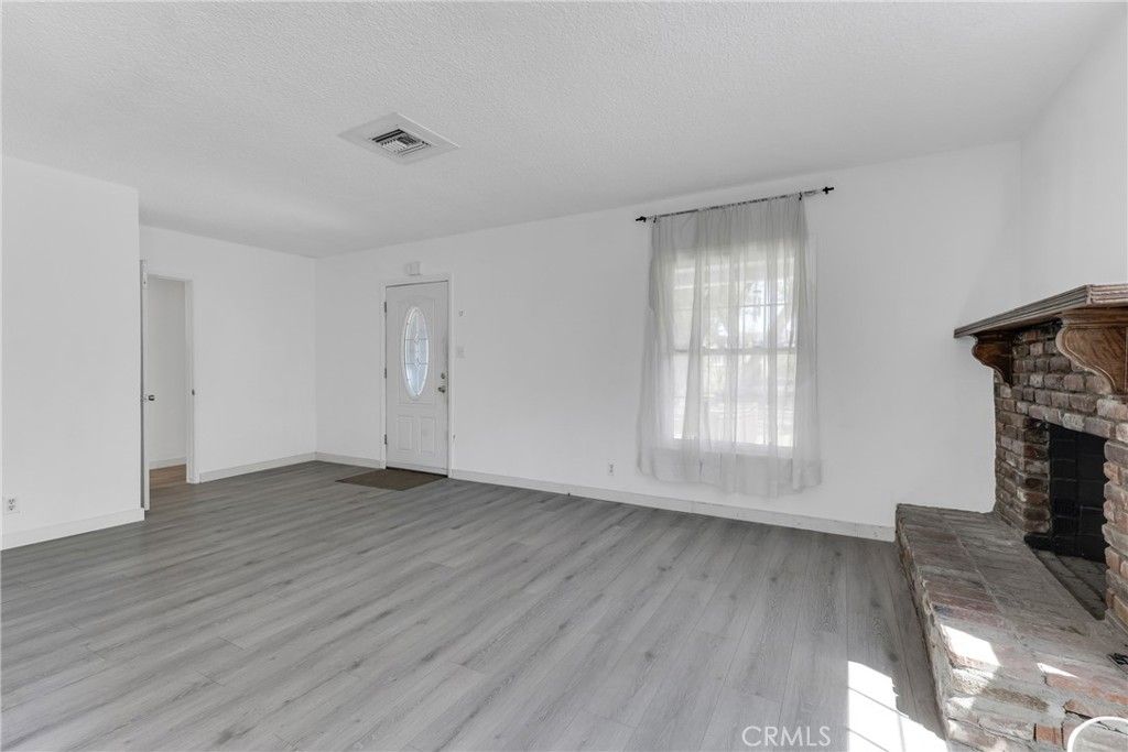 8101 Lemona, Los Angeles, CA 91402 — photo 5