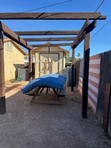 294 Meander Drive, Bullhead City, AZ 86442