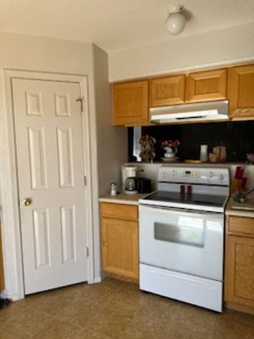 294 Meander Drive, Bullhead City, AZ 86442