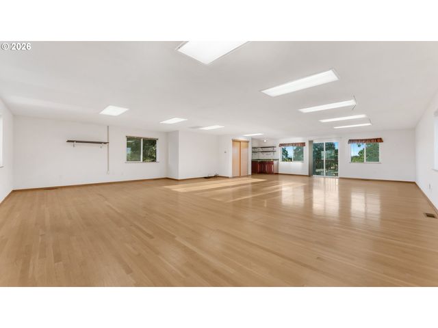 38647 SCRAVEL HILL Rd, Albany, OR 97322