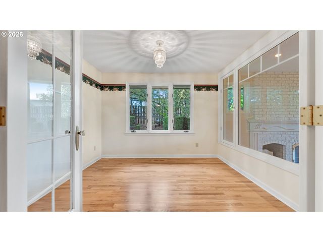 38647 SCRAVEL HILL Rd, Albany, OR 97322