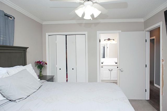 3830 S Breckenridge Drive, Independence, MO 64055