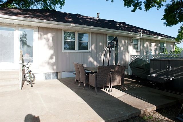 3830 S Breckenridge Drive, Independence, MO 64055