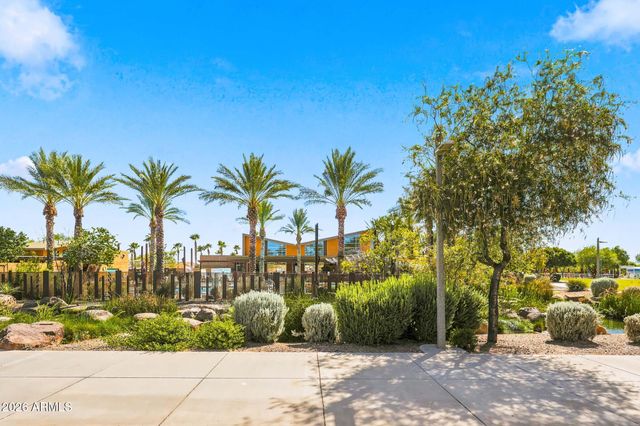 10538 E SIMONE Avenue, Mesa, AZ 85212