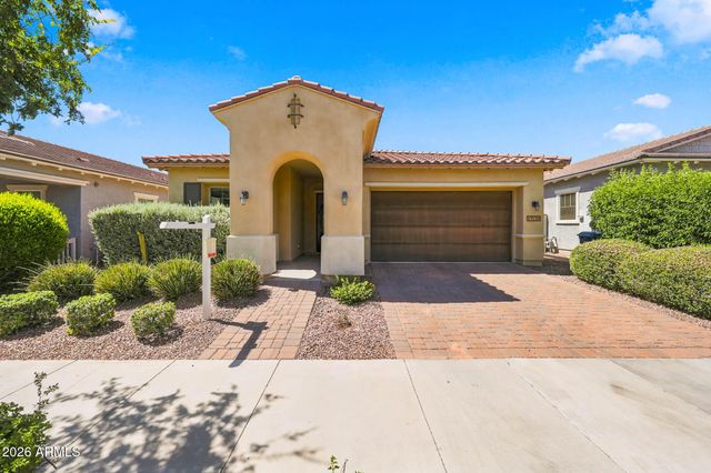 10538 E SIMONE Avenue, Mesa, AZ 85212