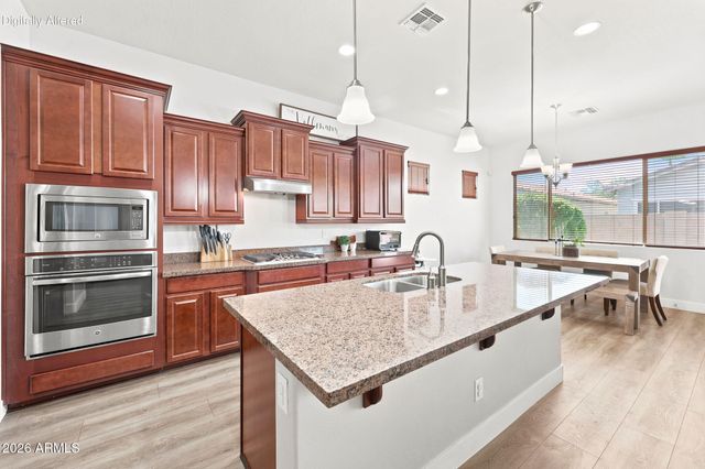 10538 E SIMONE Avenue, Mesa, AZ 85212