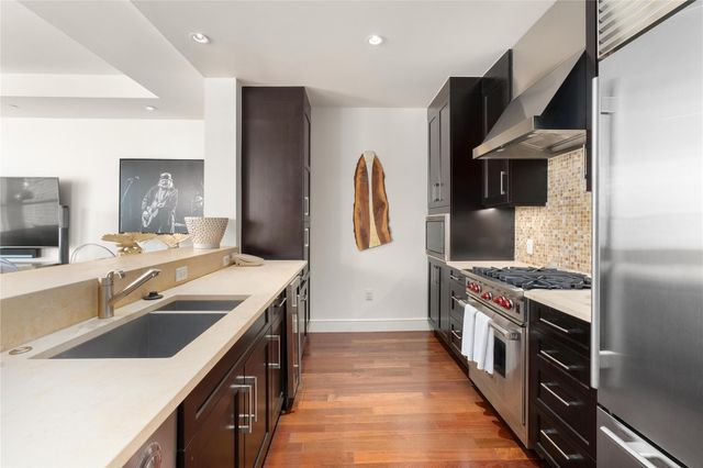 98 San Jacinto BLVD 2203, Austin, TX 78701