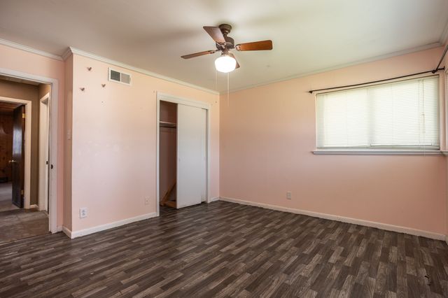 411 S CENTRE Lane, Lancaster, TX 75146