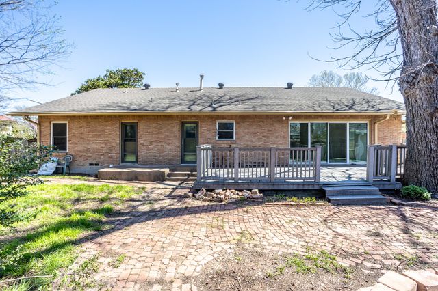 411 S CENTRE Lane, Lancaster, TX 75146