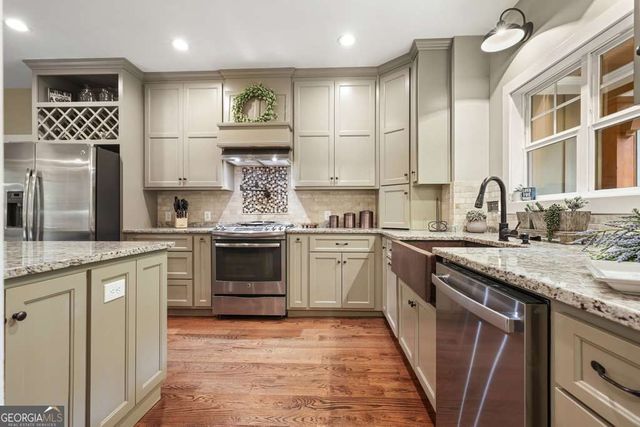 105 Shalea Lane, Ball Ground, GA 30107