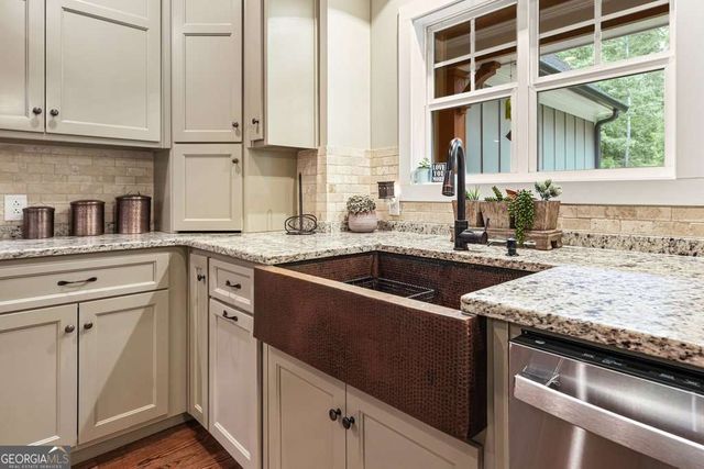 105 Shalea Lane, Ball Ground, GA 30107