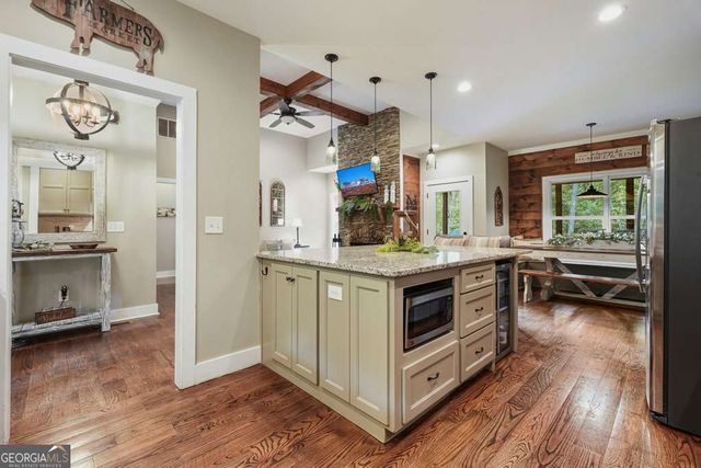 105 Shalea Lane, Ball Ground, GA 30107