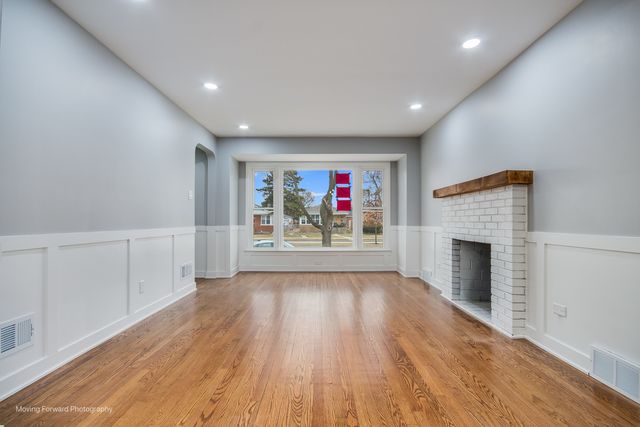 665 W 144th Street, Riverdale, IL 60827