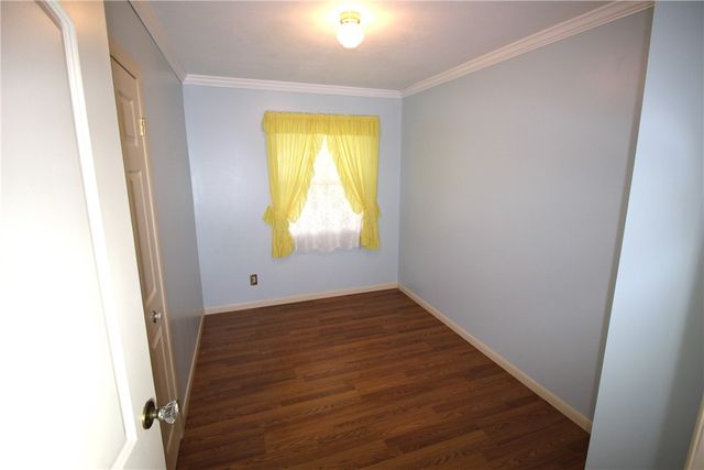409 Avalon Dr, Union Twp, PA 16101