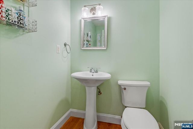 254 Hoppers Lane, Paramus, NJ 07652