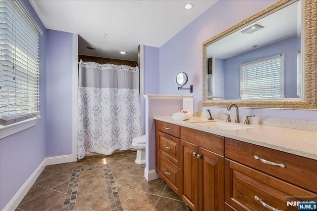 254 Hoppers Lane, Paramus, NJ 07652
