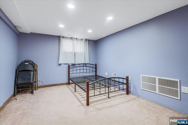 254 Hoppers Lane, Paramus, NJ 07652