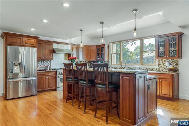 254 Hoppers Lane, Paramus, NJ 07652