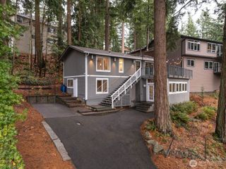 9 Grand View Lane, Bellingham, WA 98229